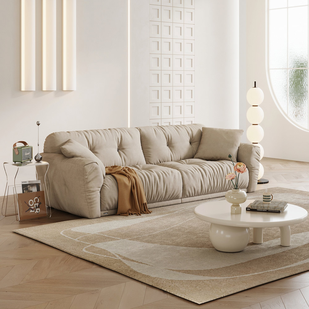 فريق LINSY يسافر إلى بروناي لدعم افتتاح متجر الوكلاء